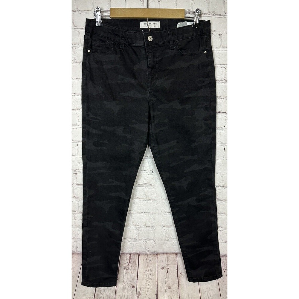 Social Standard by Sanctuary mid Rise Ankle Skinny dark camo‎ jeans, sz 10, EUC